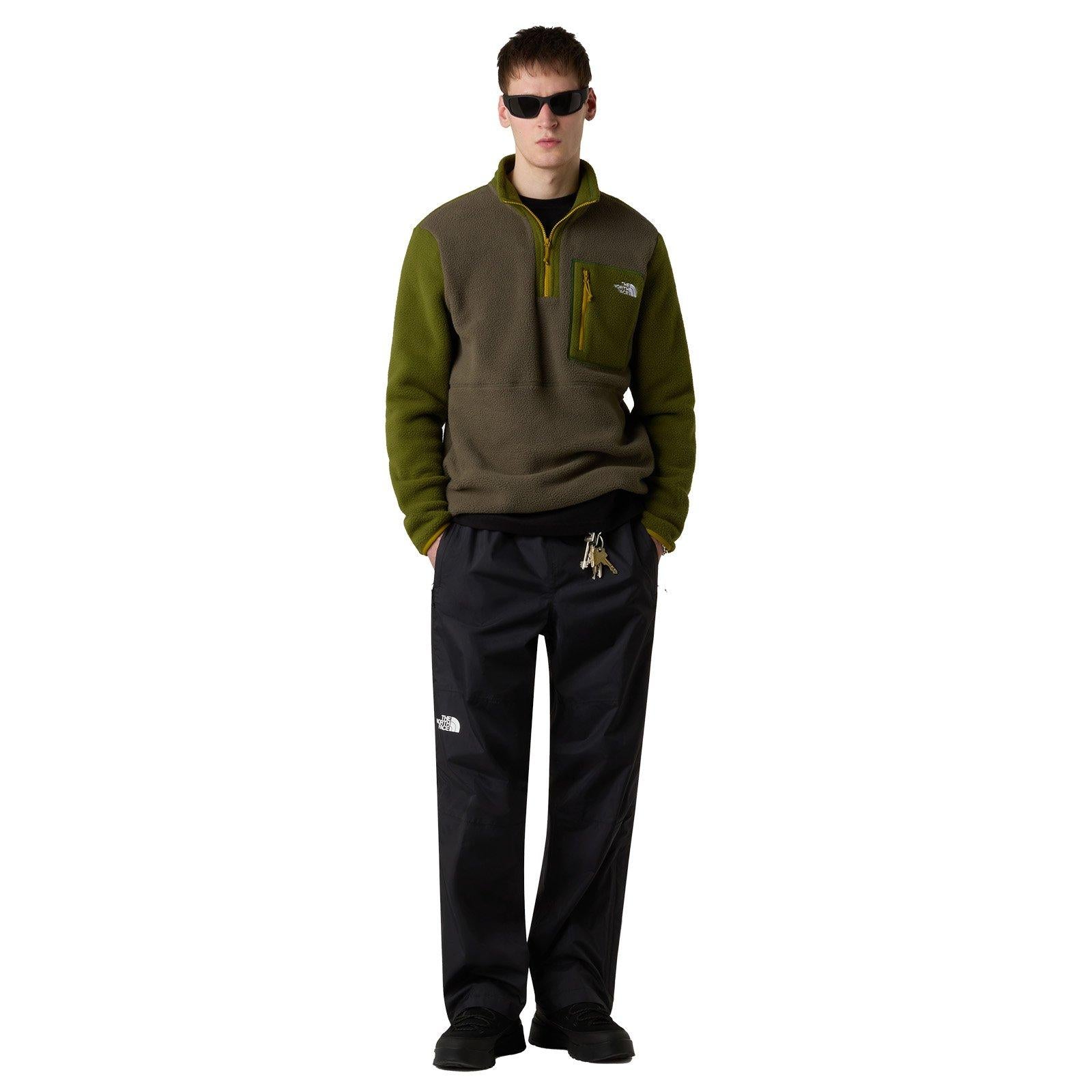 The North Face Men's Yumiori 1/4 Zip Fleece Jacket - Green | Tiso