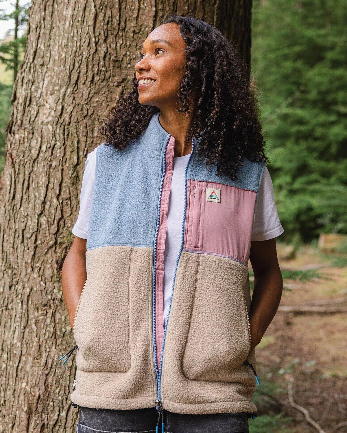 Women's Fairbanks Sherpa Gilet - Blue / Cream