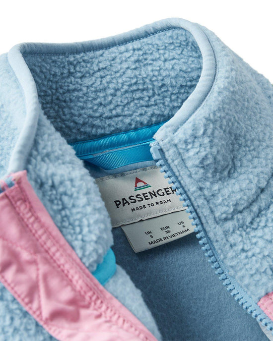 Women's Fairbanks Sherpa Gilet - Blue / Cream