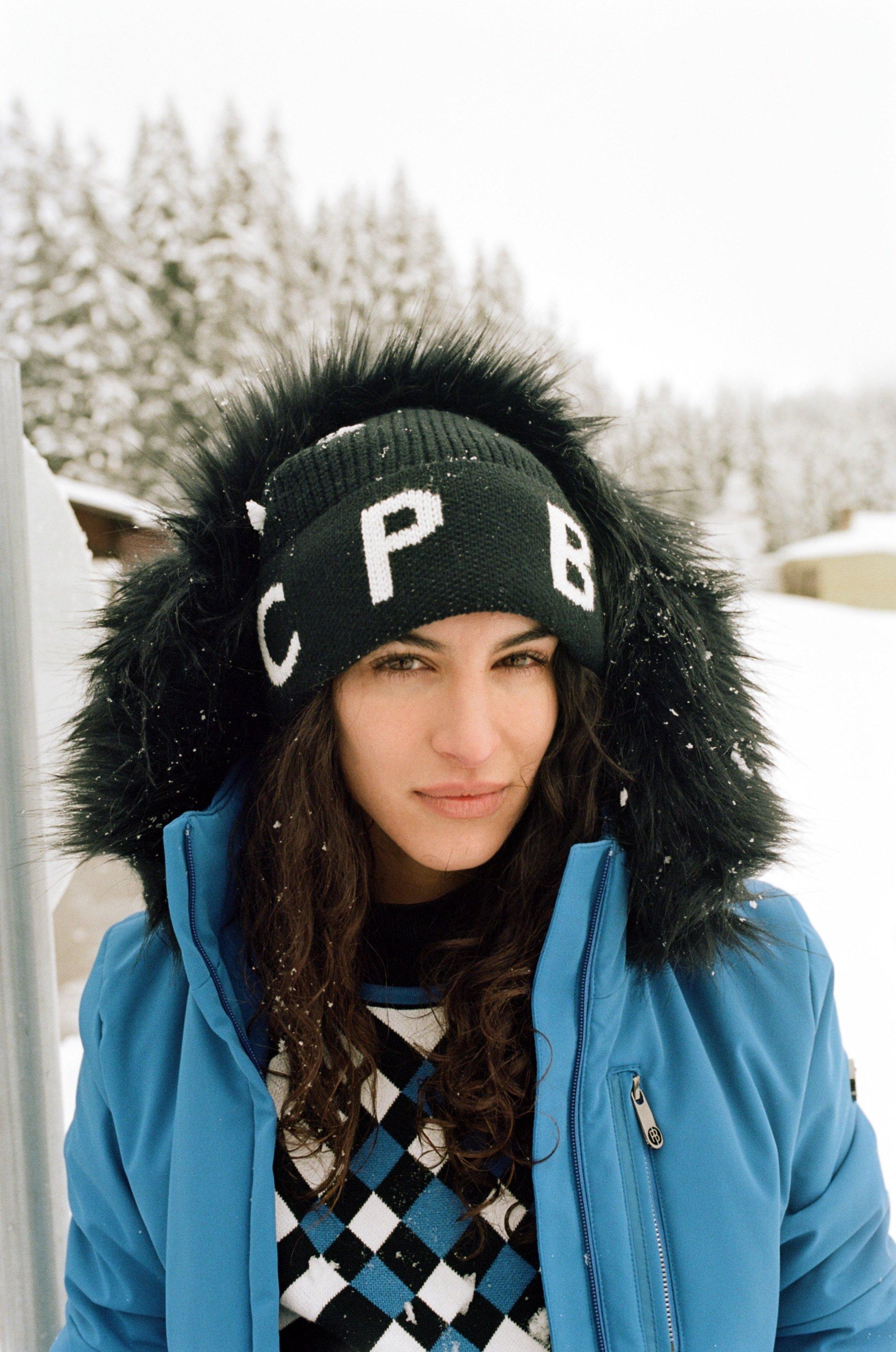 Women's Knit Beanie - Black