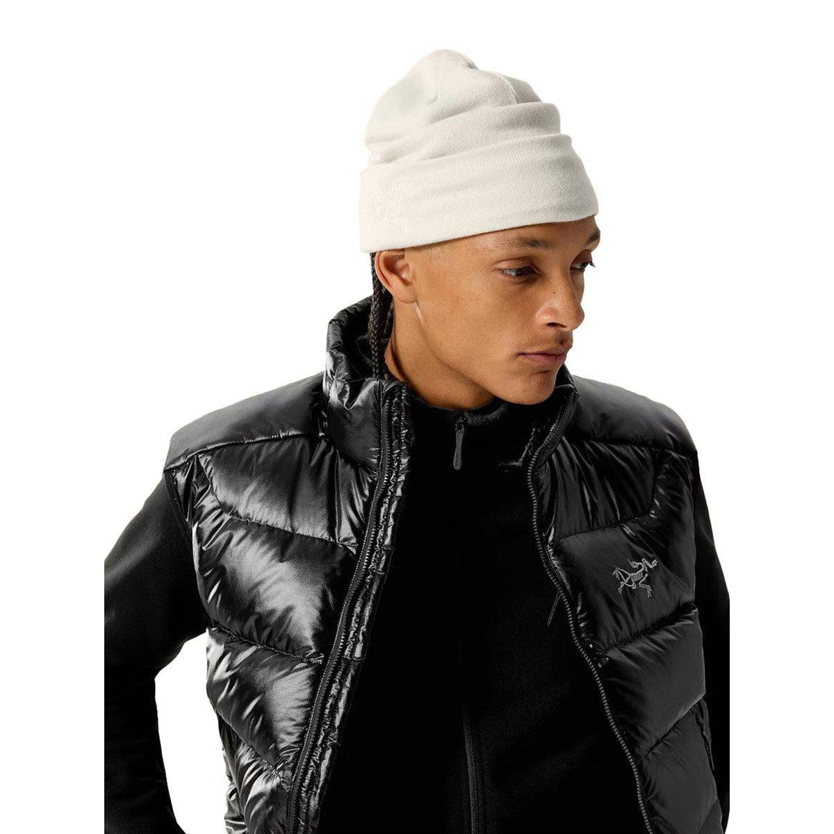 Unisex Embroidered Bird Toque - Arctic Silk