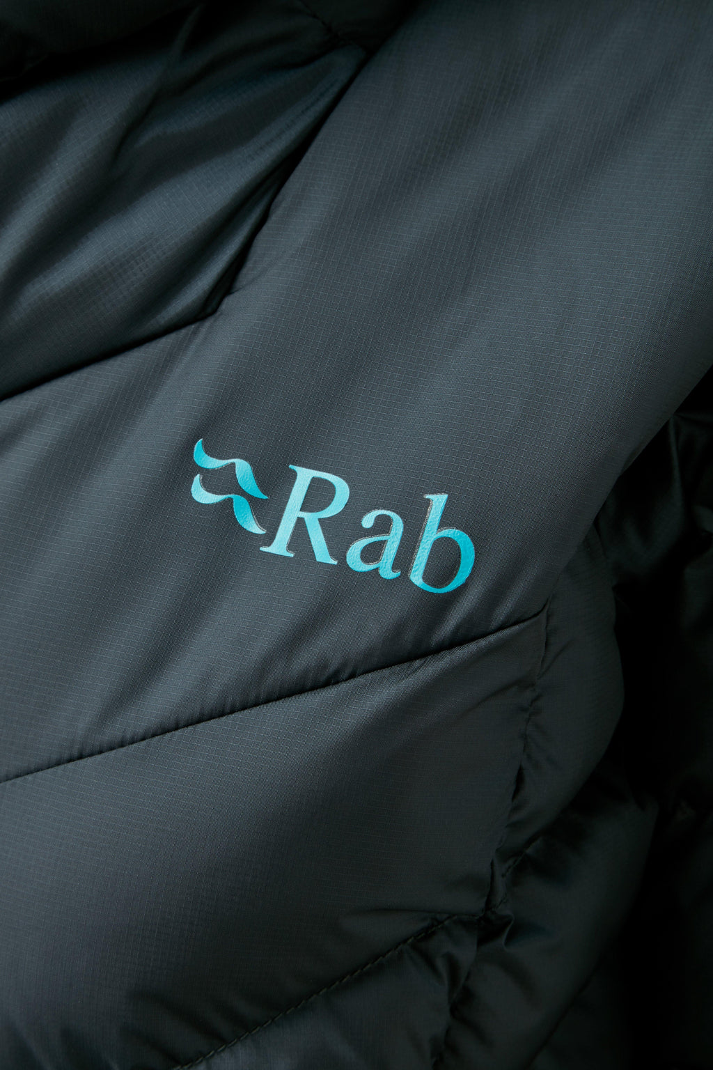 Women's Nebula Pro Jacket - Beluga
