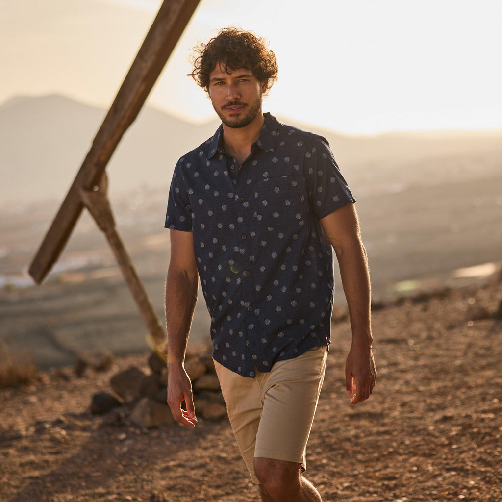Men's Newar Peacock Short-Sleeve Shirt - Navy