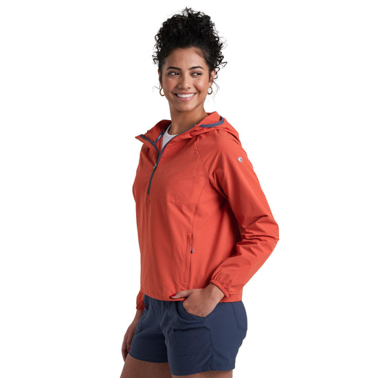 Women's Wander 1/2 Zip Softshell Jacket - Red