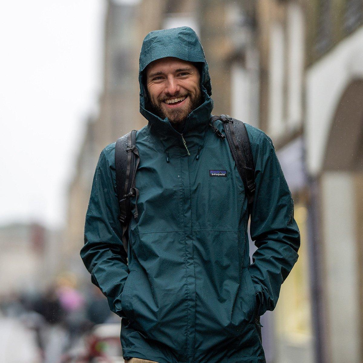 Patagonia 新品 Torrentshell 3L Rain Jkt Patagonia Men's Torrentshell 3L Rain Jacket - Blue | Tiso