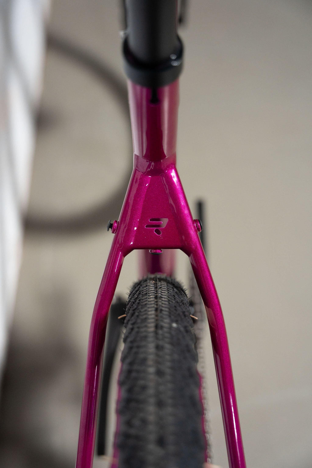 Kanzo Adventure Alu GRX400 2x Gravel Bike - Jazzberry Jam