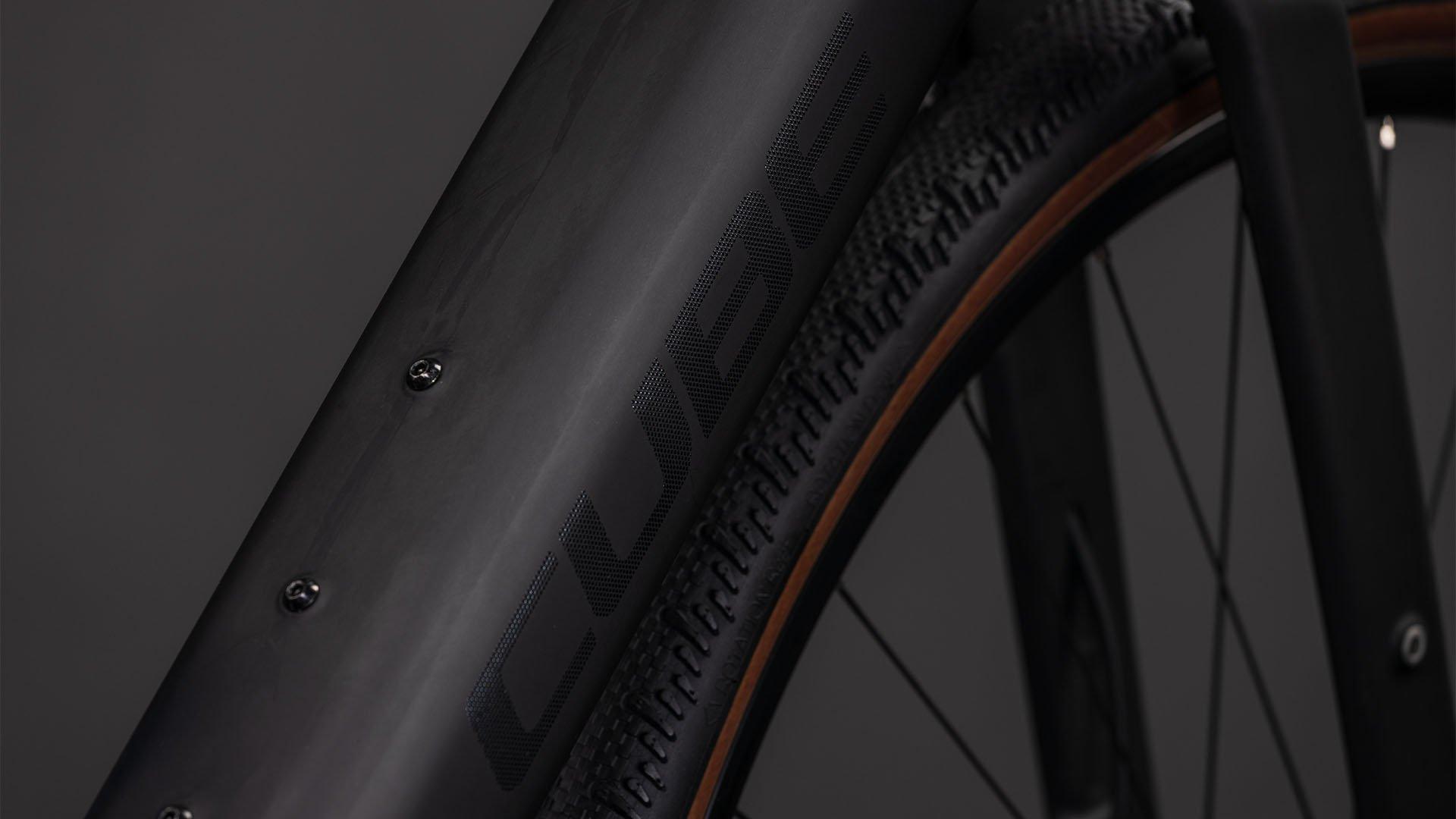 Nuroad Hybrid C:62 EXC 400X Gravel E-Bike - Black