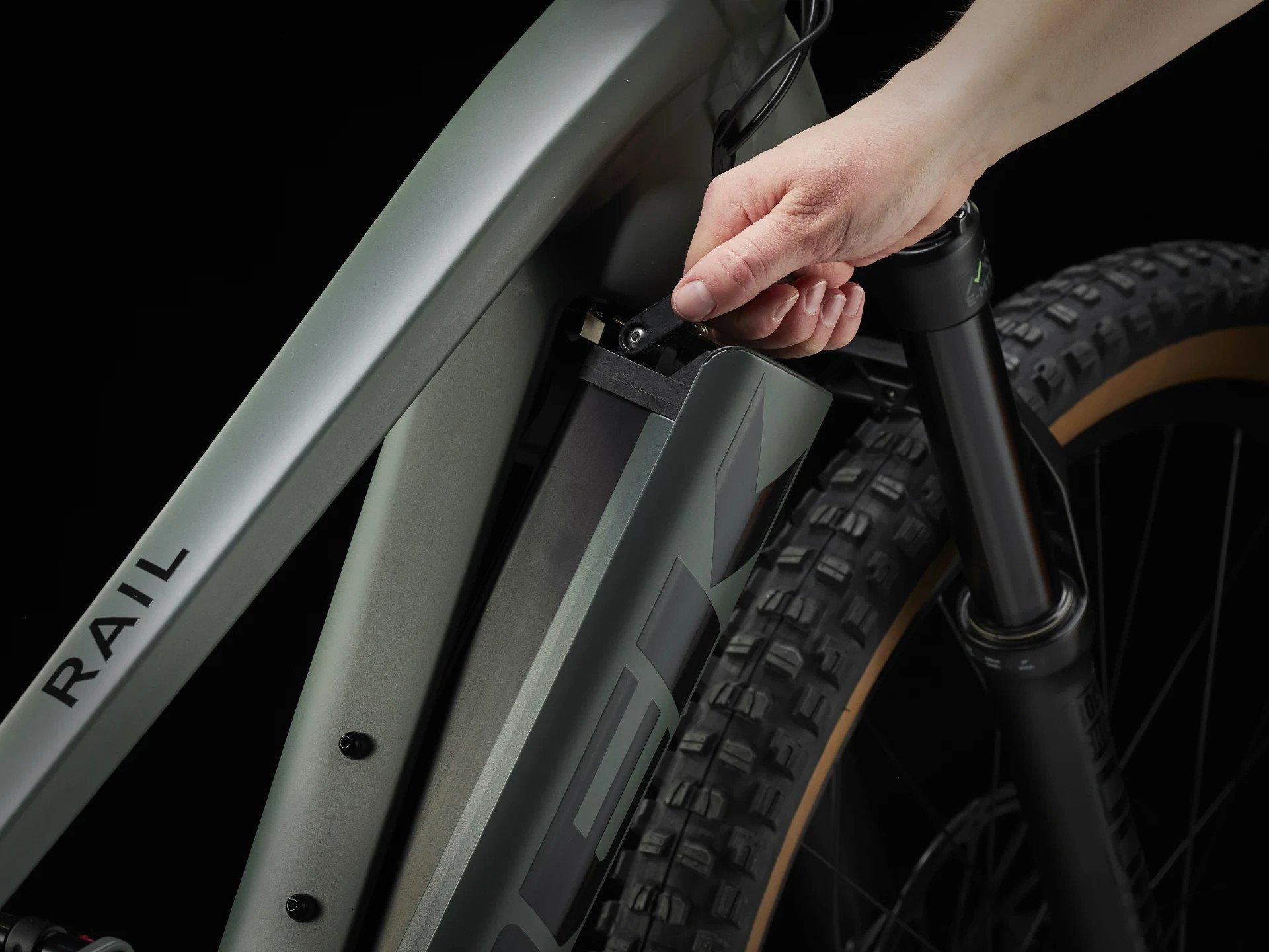 Rail 8 GX AXS T-Type Gen 3 Mountain E-Bike - Green