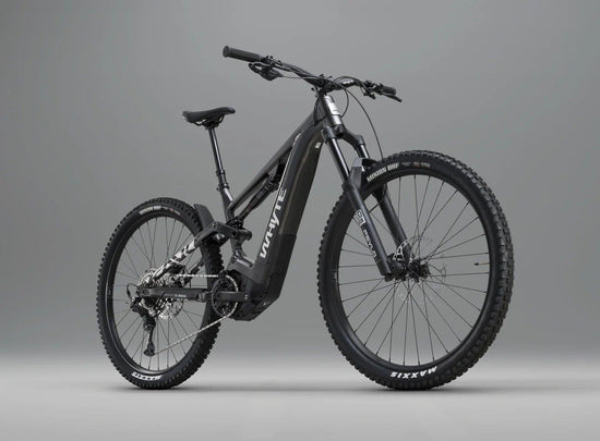 Kado S Mountain E-Bike - Black / Silver