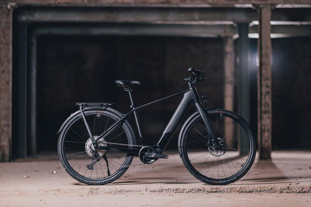 Kathmandu Hybrid C:62 SLX 400X Hybrid E-Bike - Black