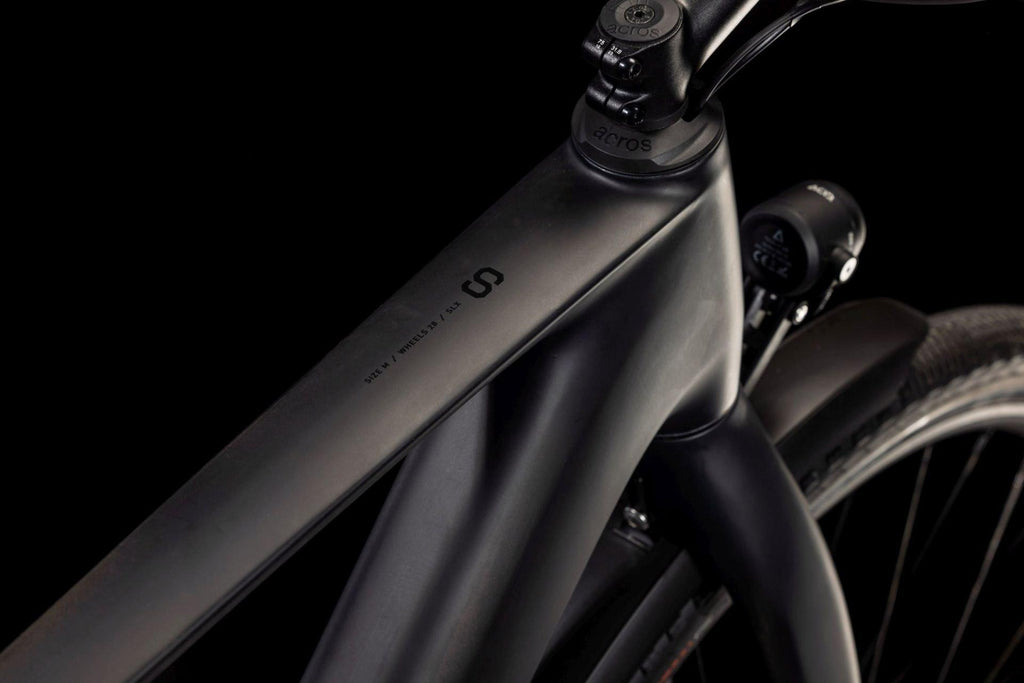 Kathmandu Hybrid C:62 SLX 400X Hybrid E-Bike - Black