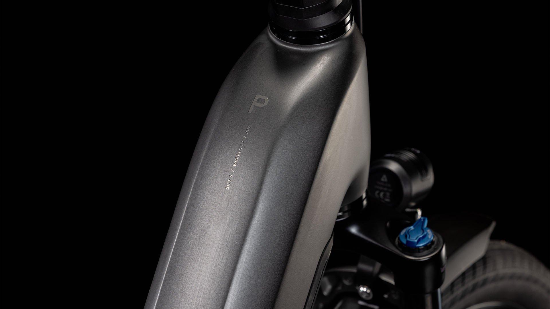 Kathmandu Hybrid Pro 800 E-Bike - Slab Grey/Chrome