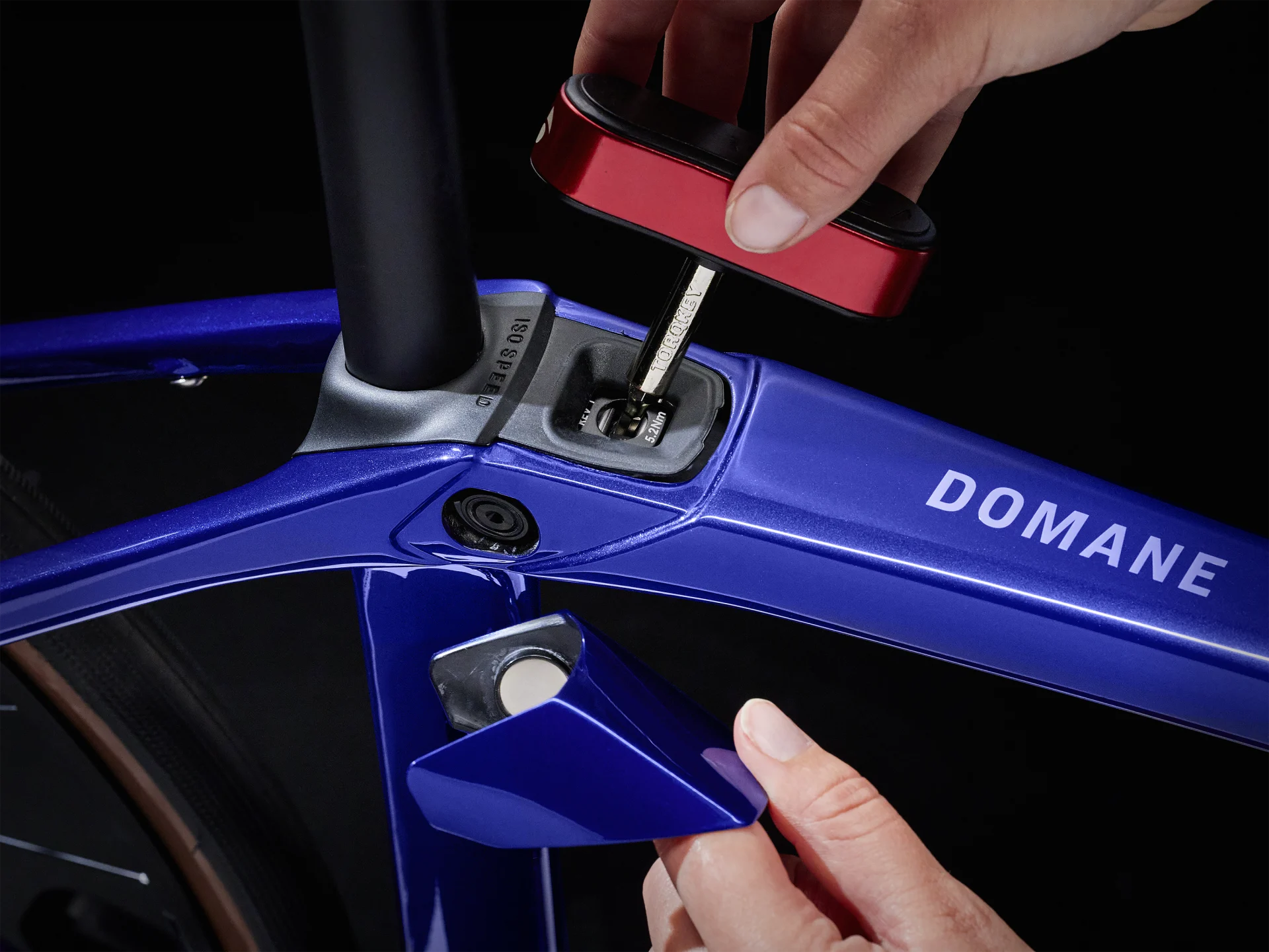 Domane SL 6 Gen 4 Road Bike - Blue