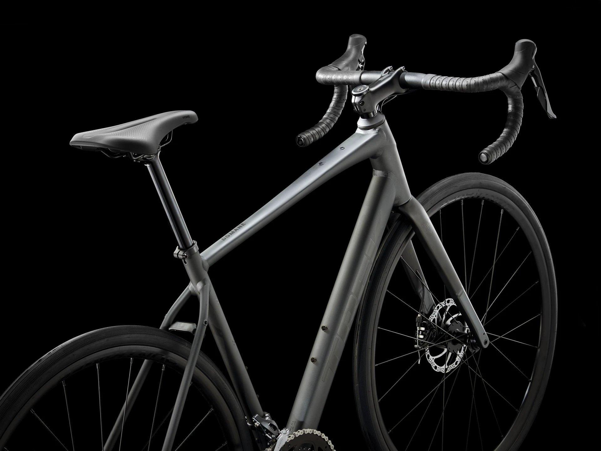 Domane AL 2 Gen 4 Road Bike - Grey