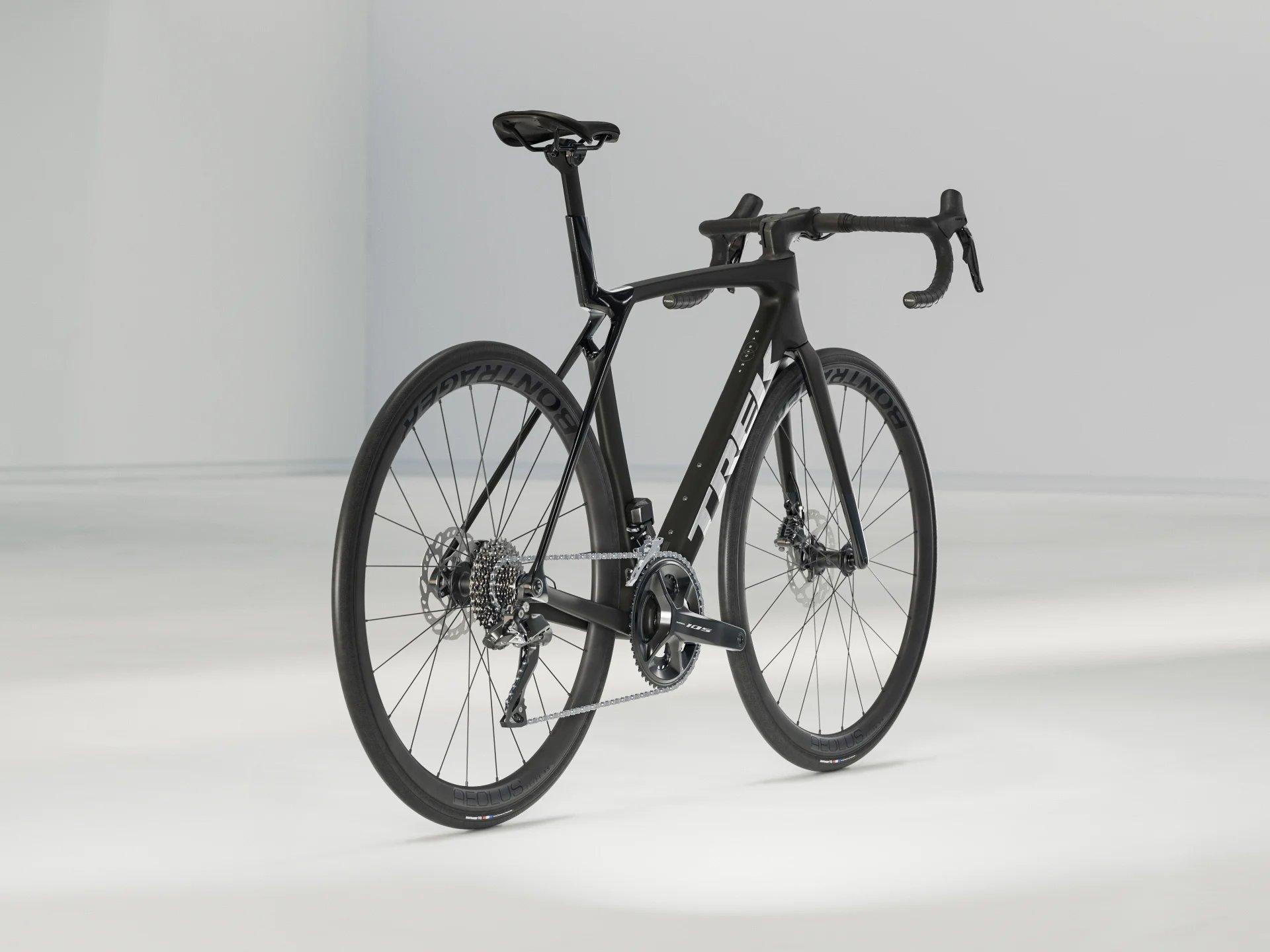Trek Madone SL 6 Gen 8 Road Bike - Black | Tiso
