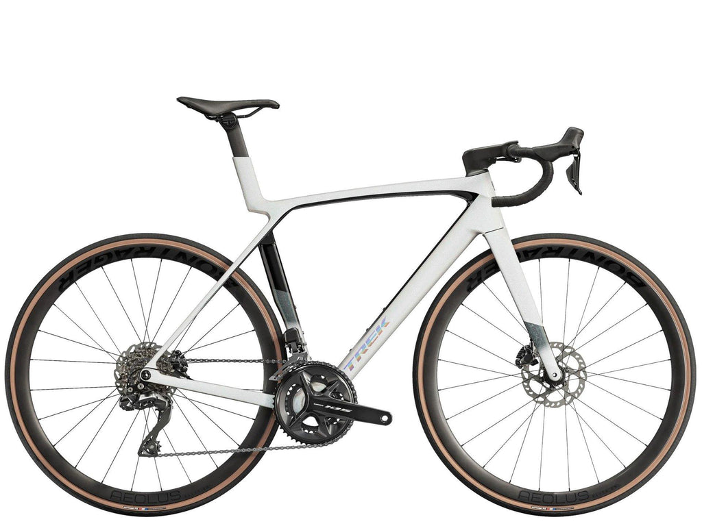 Madone SL 6 Gen 8 Road Bike - White