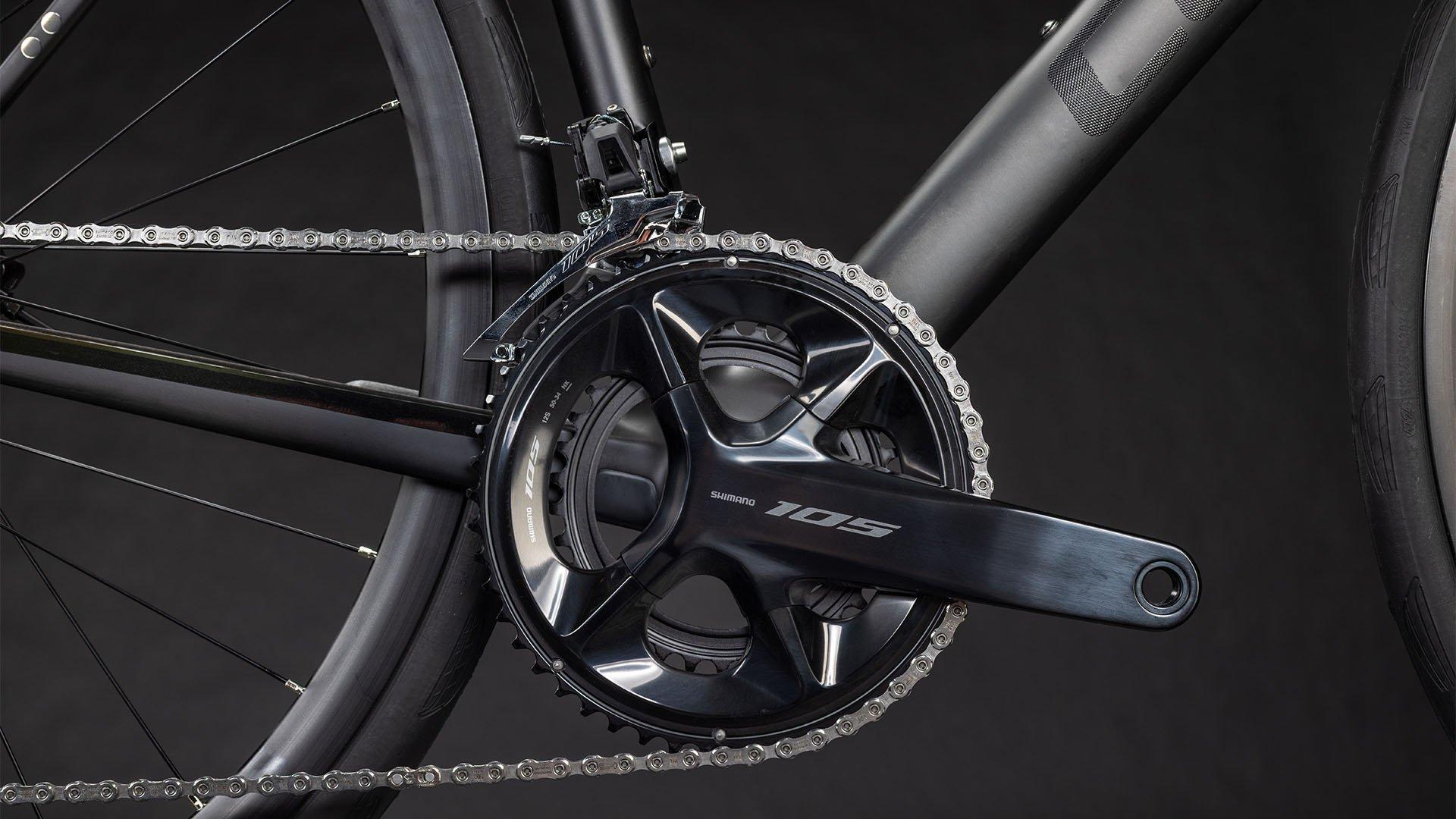 Attain C:62 Race Road Bike - Black