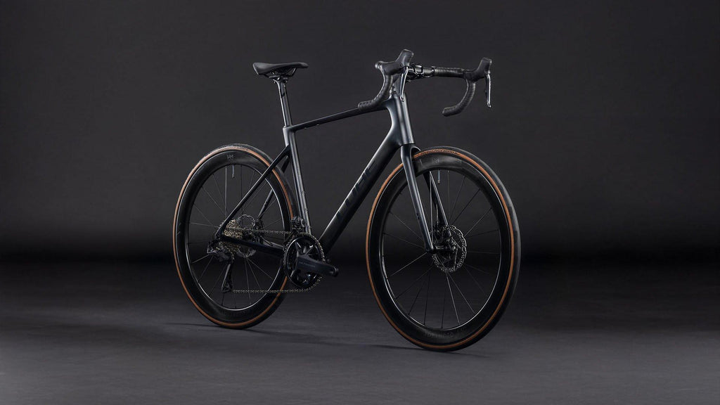 Attain C:62 SLT Road Bike - Black