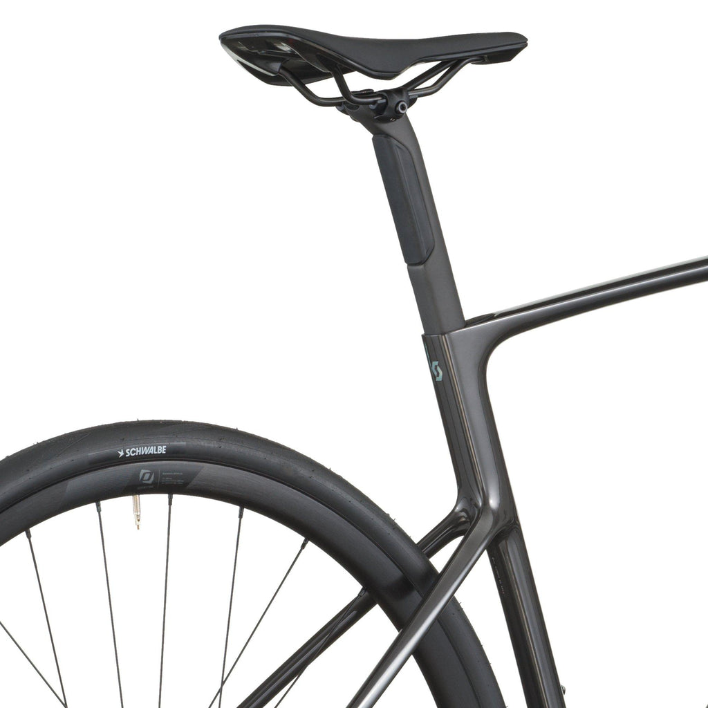 Addict 40 Road Bike - Black
