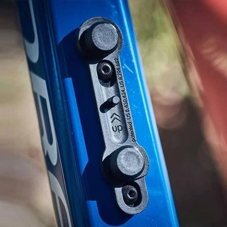 Twist Bottle 450 + Frame Mount - Black