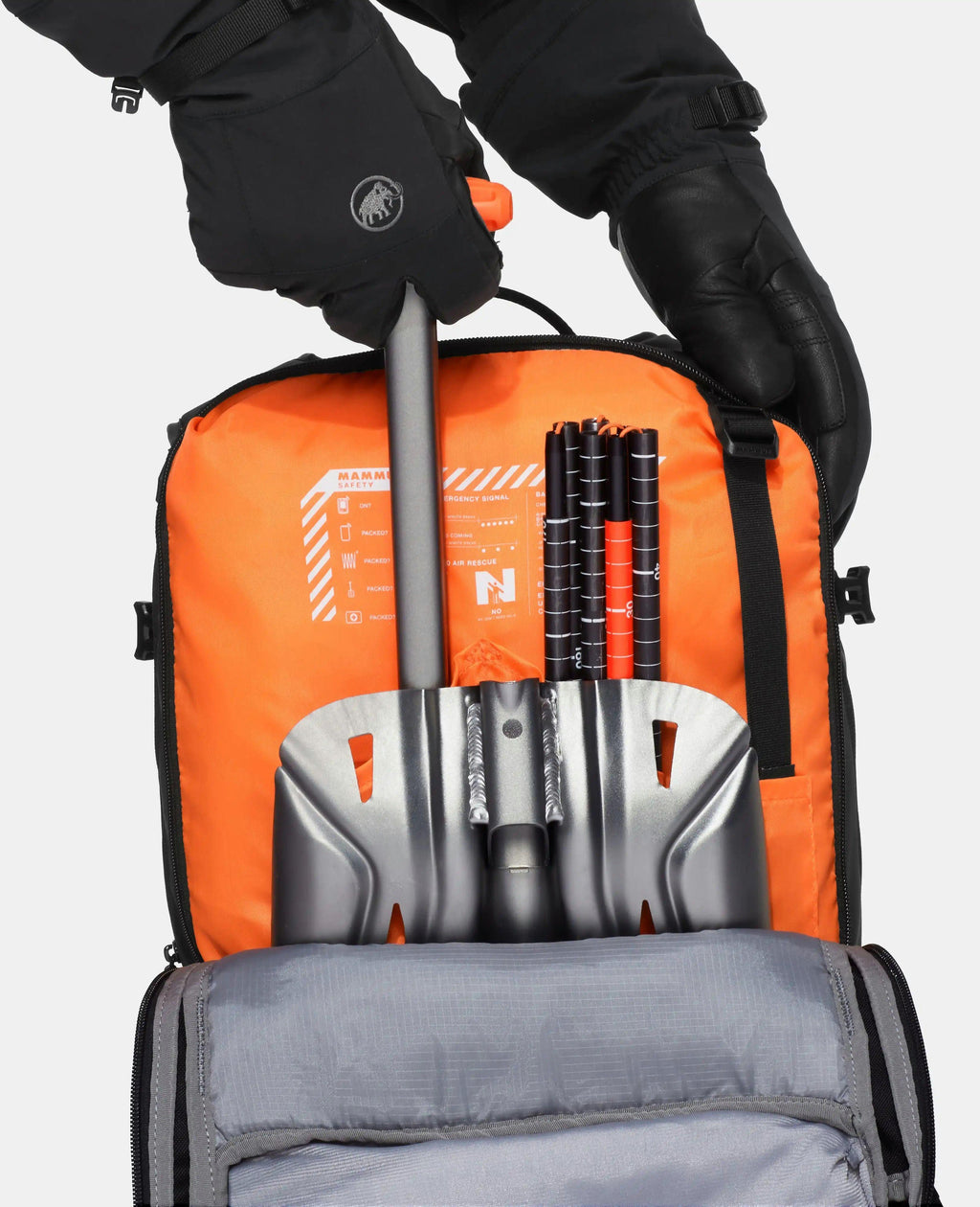 Nirvana 28L Backpack - Black