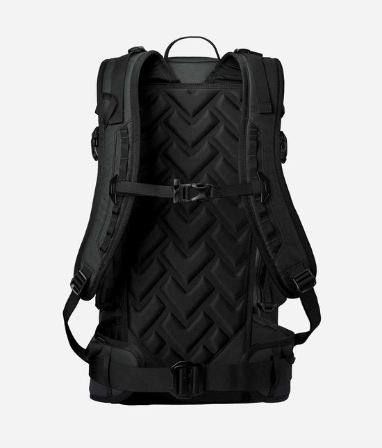 Dorsa 27L Backpack - Black / White