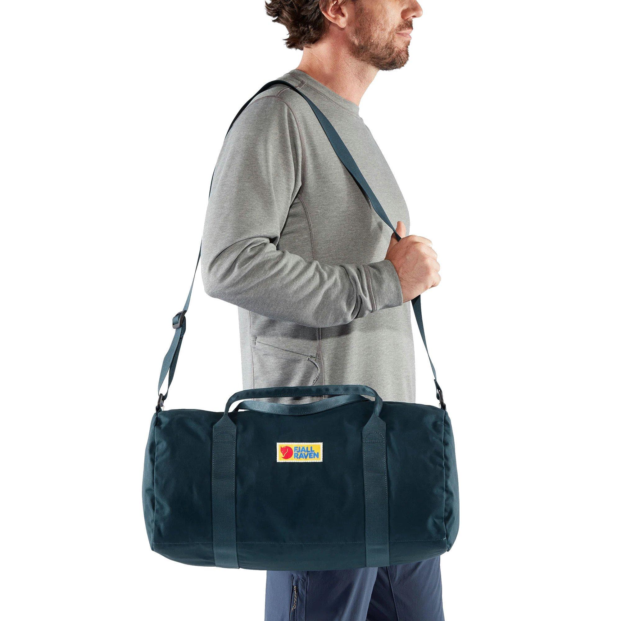 Vardag 30L Duffel Bag - Navy