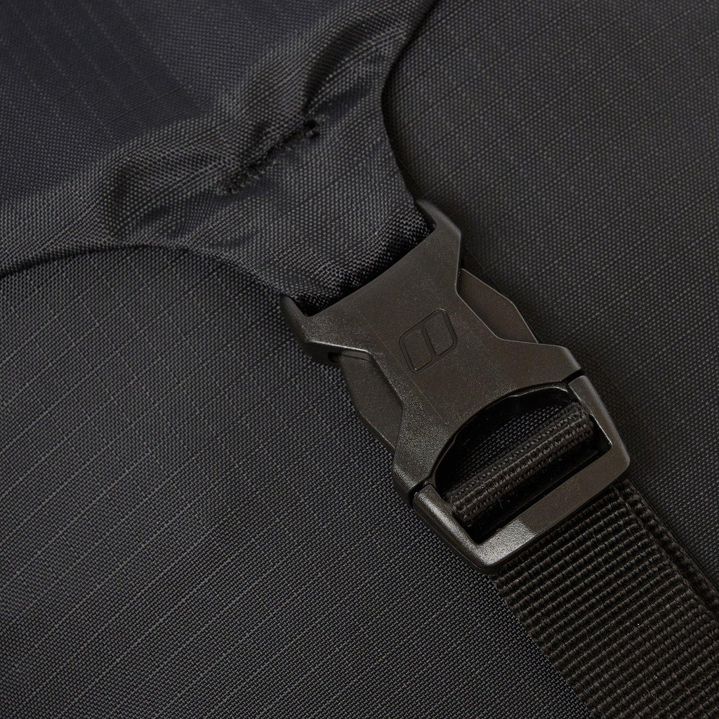 Unisex Arrow 30L AU Rucksack - Black