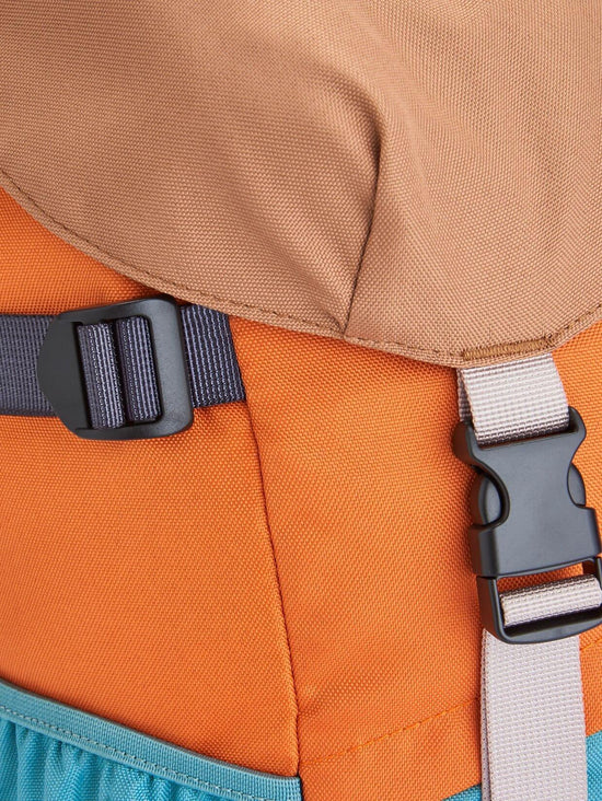 Boondocker Recycled 26L Backpack - Multi