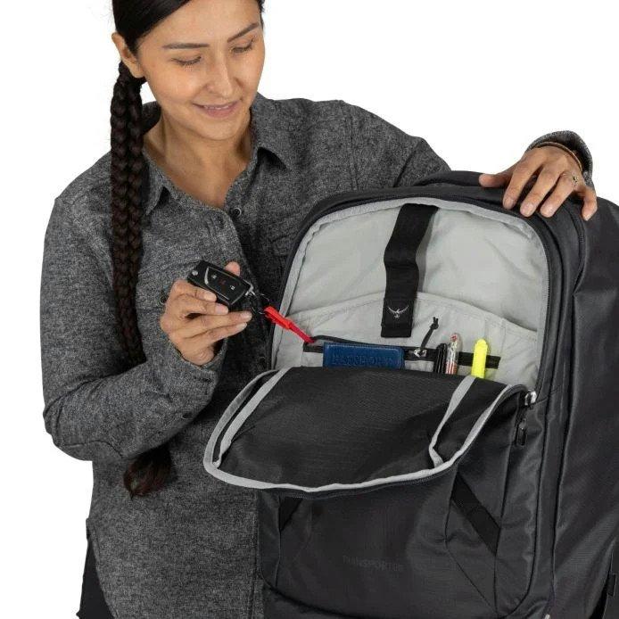 Transporter Wheeled Carry On 38L - Black