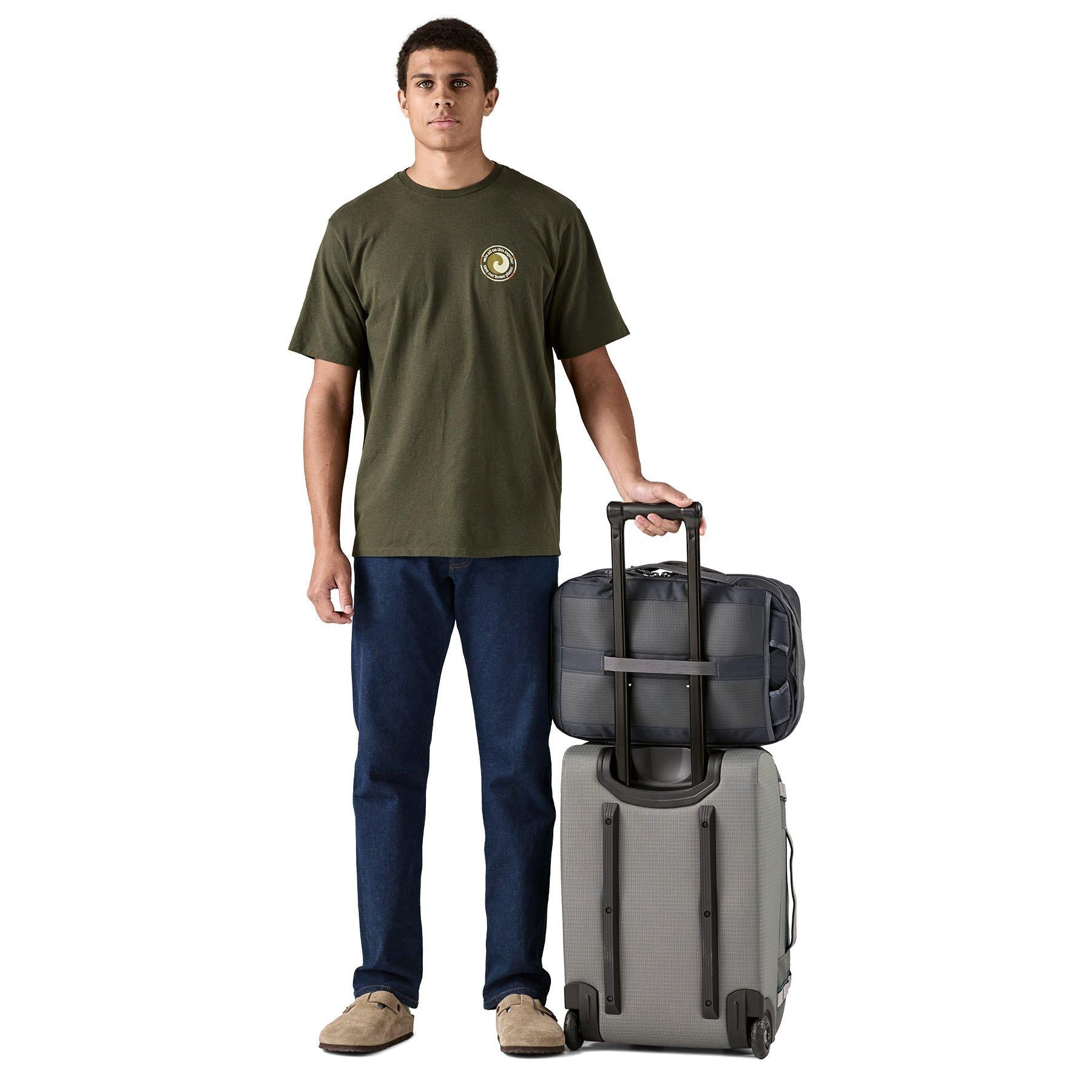 Patagonia Black Hole Micro MLC 22L - Smoulder Blue | Tiso
