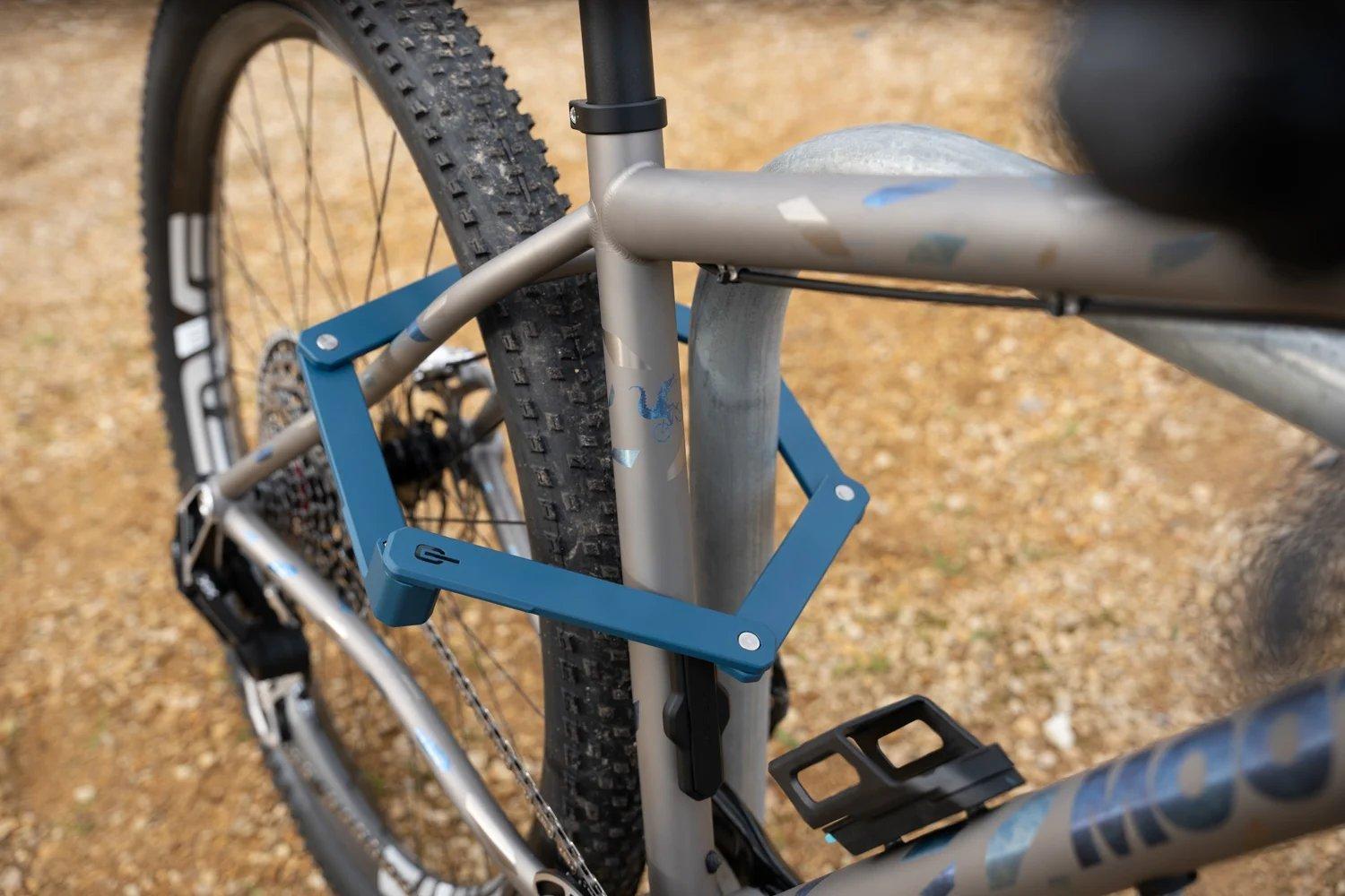 Switch Folding Bike Lock - Blue