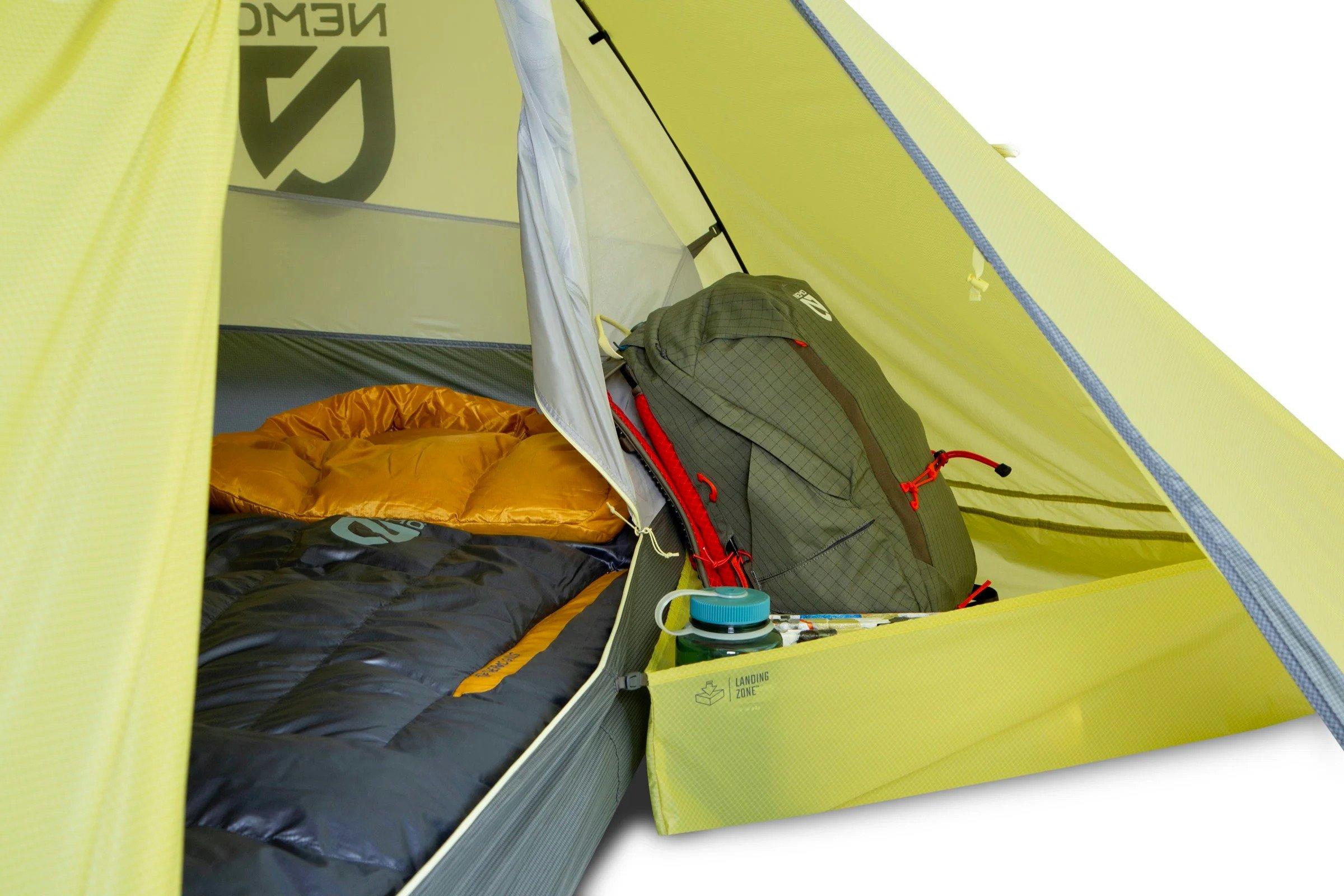Dagger Osmo Lightweight 2-Person Backpacking Tent - Green