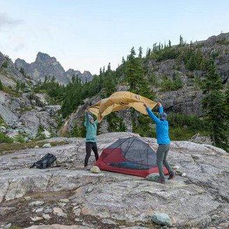 FreeLite™ 2-Person Ultralight Backpacking Tent – Green