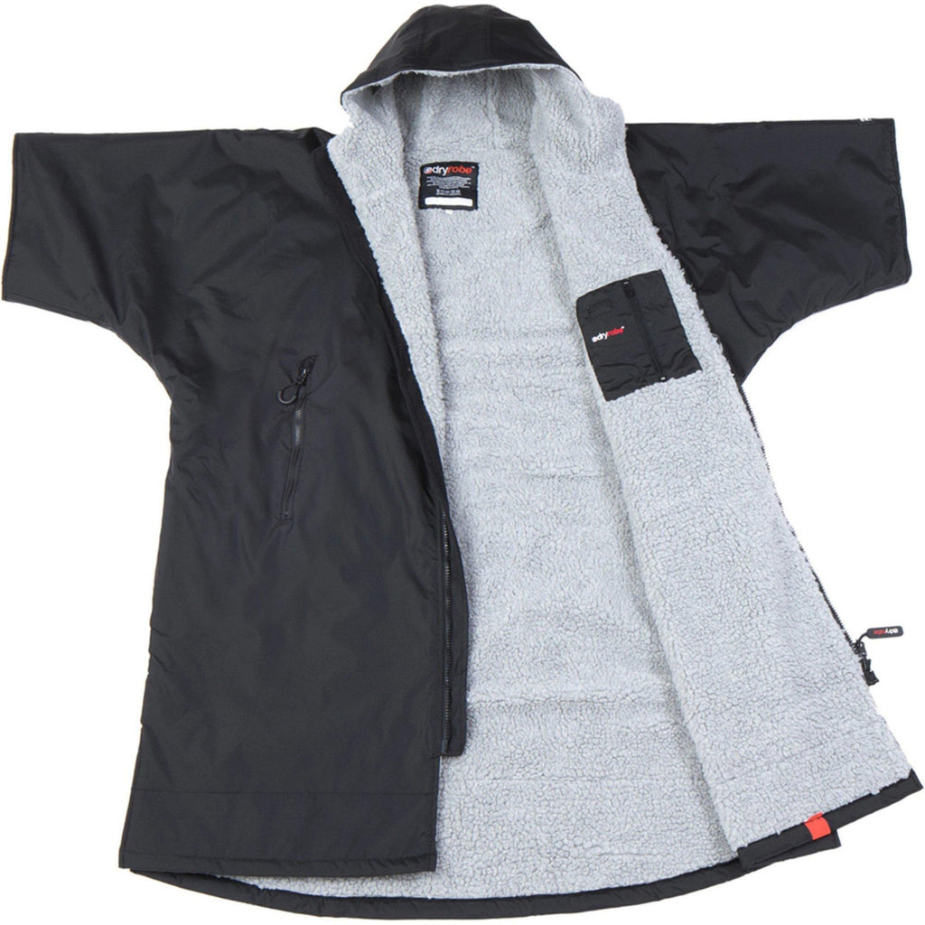 Advance Short Sleeve Dry Robe - Black/Grey