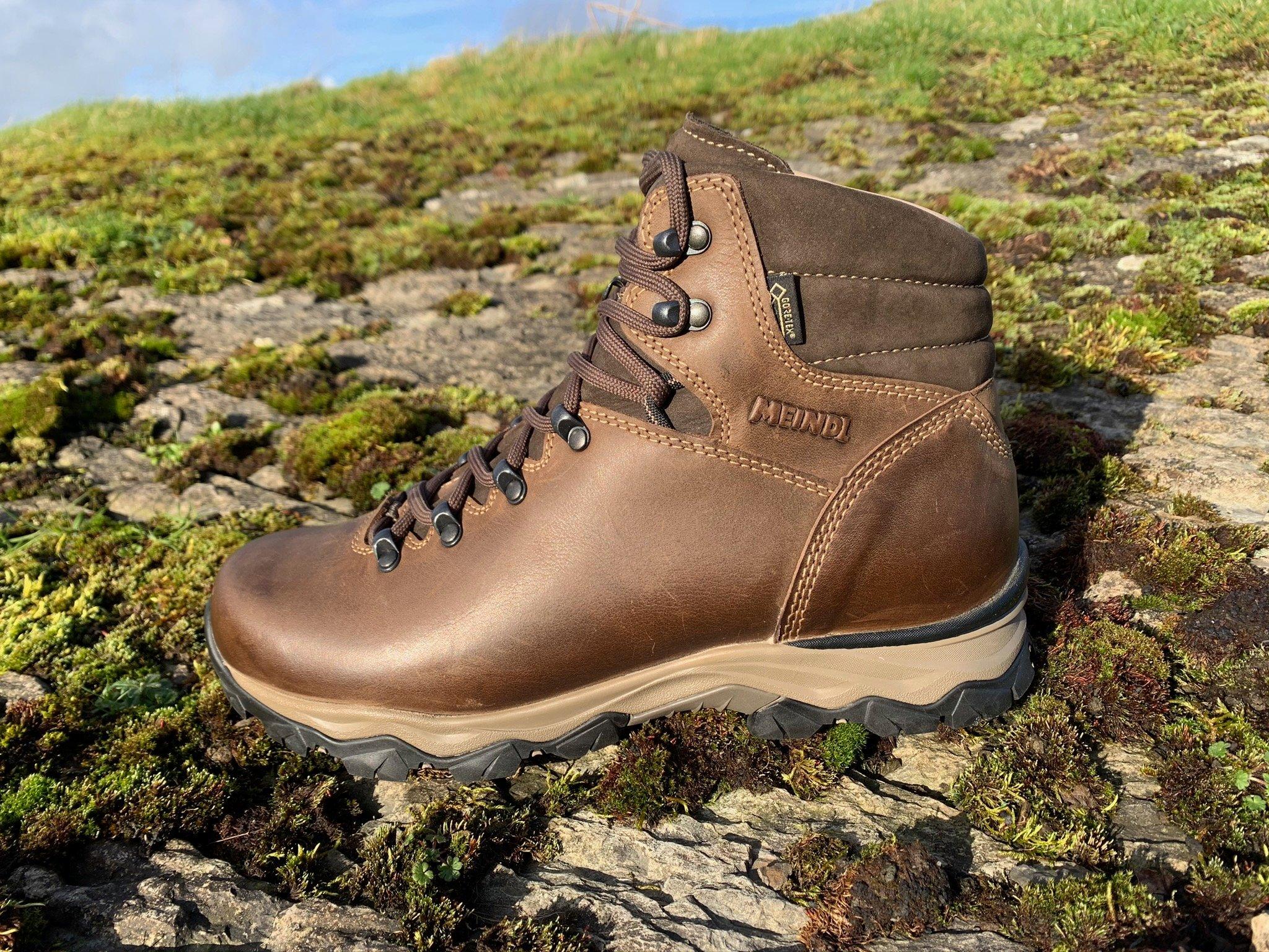 Women's Peru GORE-TEX Walking Boots - Brown
