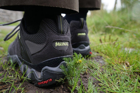 Men's Respond GORE-TEX Walking Shoes - Grey / Yellow