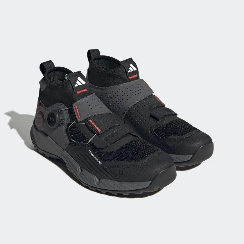 Men's Trailcross Pro Clip-In - Grey Five / Core Black / Red